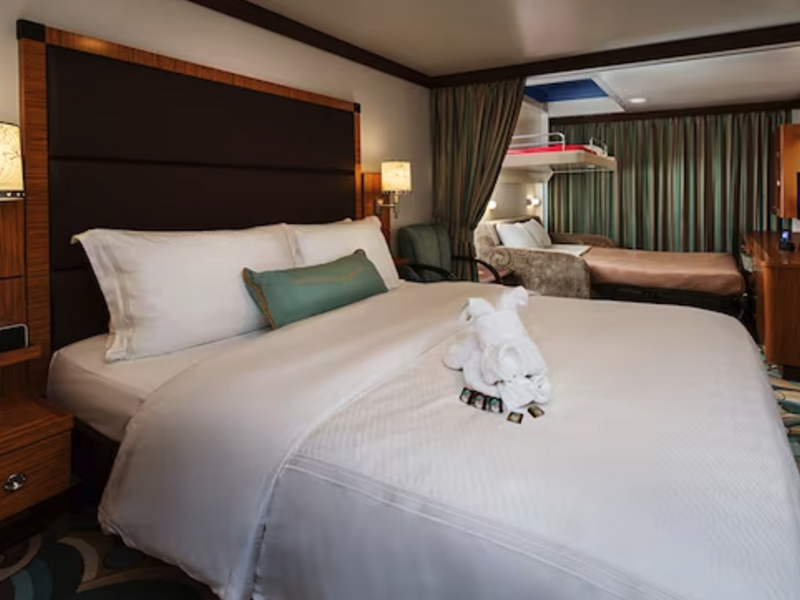 Concierge Family Oceanview Stateroom with Verandah